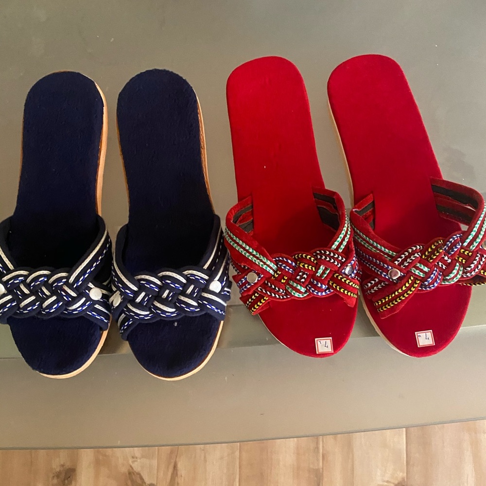 Women’s bedroom slippers